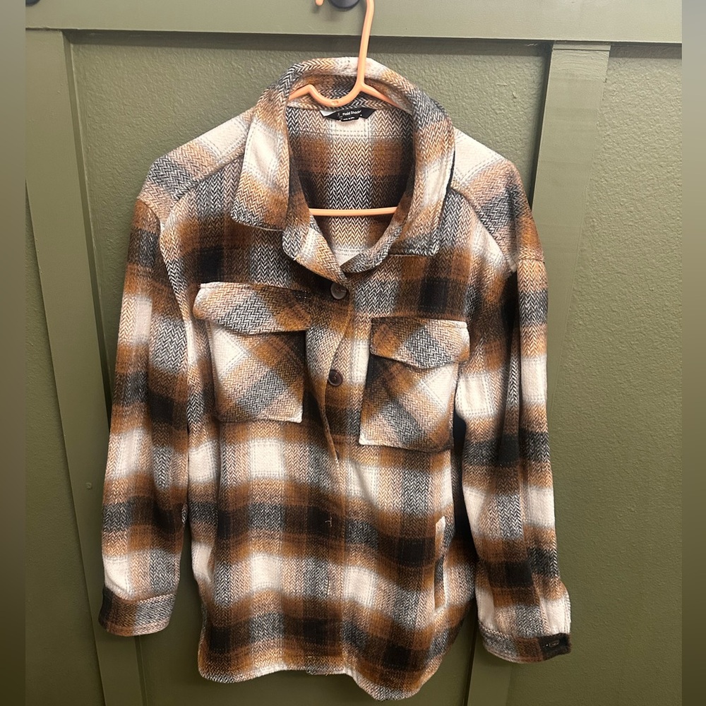 Women’s plaid jacket